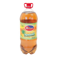 Erfrischungsgetränk mit Kohlensäure und Süßungsmitteln (Orangengeschmack) "Limonad"